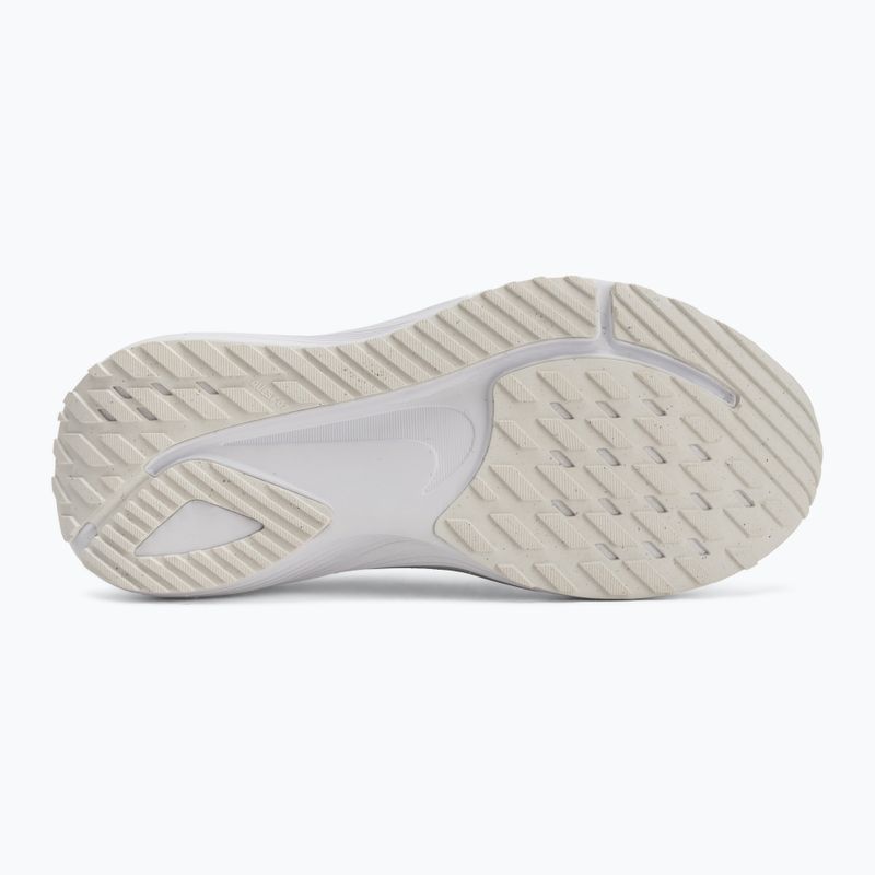 Laufschuhe für Damen Nike Quest 7 summit white/white/metallic silver/black 4