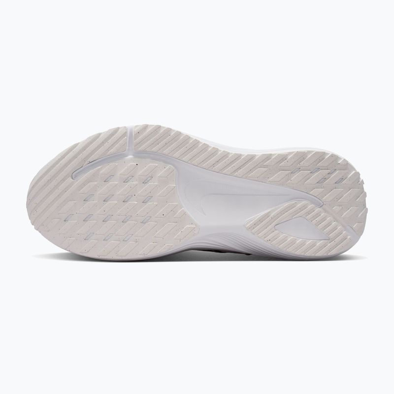 Laufschuhe für Damen Nike Quest 7 summit white/white/metallic silver/black 4