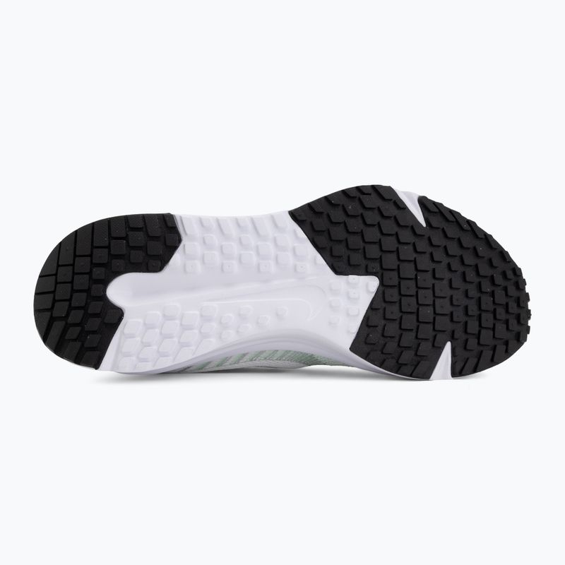 Laufschuhe für Damen Nike Run Defy white/cucumber calm/black/illusion green 4
