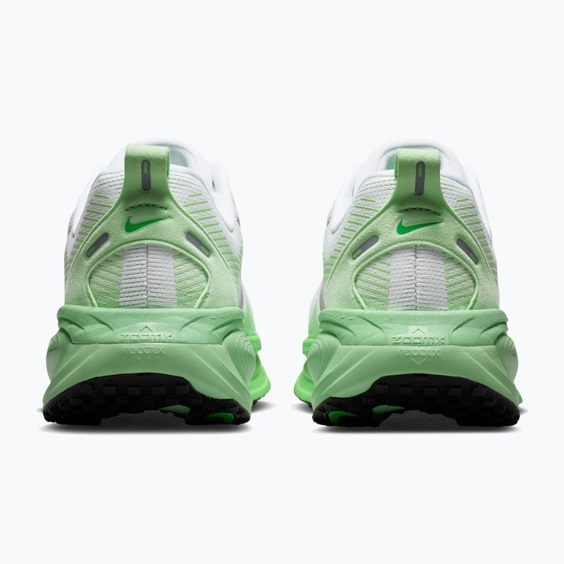 Laufschuhe für Damen Nike Vomero 18 white/illusion green/metallic silver 6