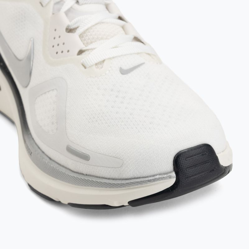 Laufschuhe für Damen Nike Structure 26 summit white/anthracite/metallic silver 7