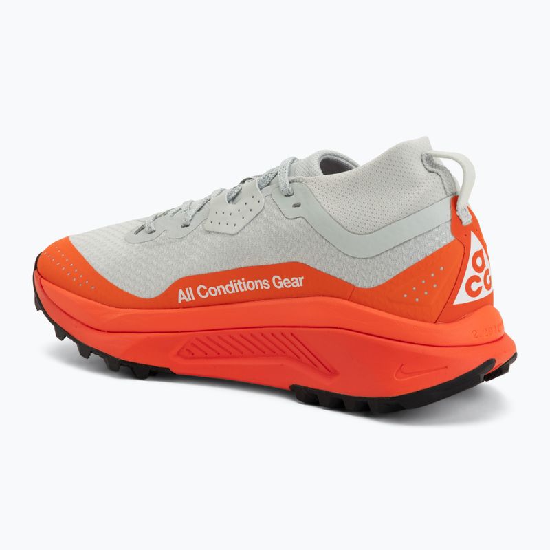 Herren-Laufschuhe Nike ACG Zegama Trail GORE-TEX light silver/safety orange/summit white 3