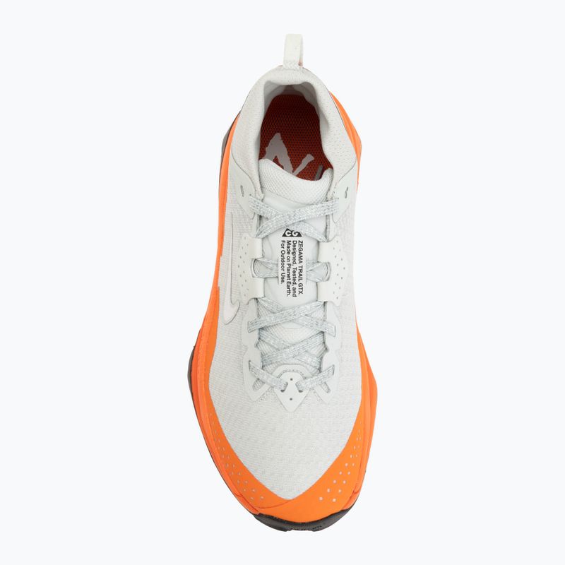 Laufschuhe für Damen Nike ACG Zegama GORE-TEX light silver/safety orange/summit white 5