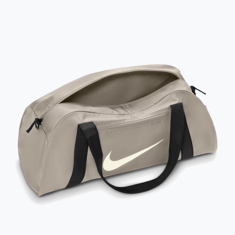 Damentrainingstasche Nike Gym Club 24 l cream ii/black/sail 4