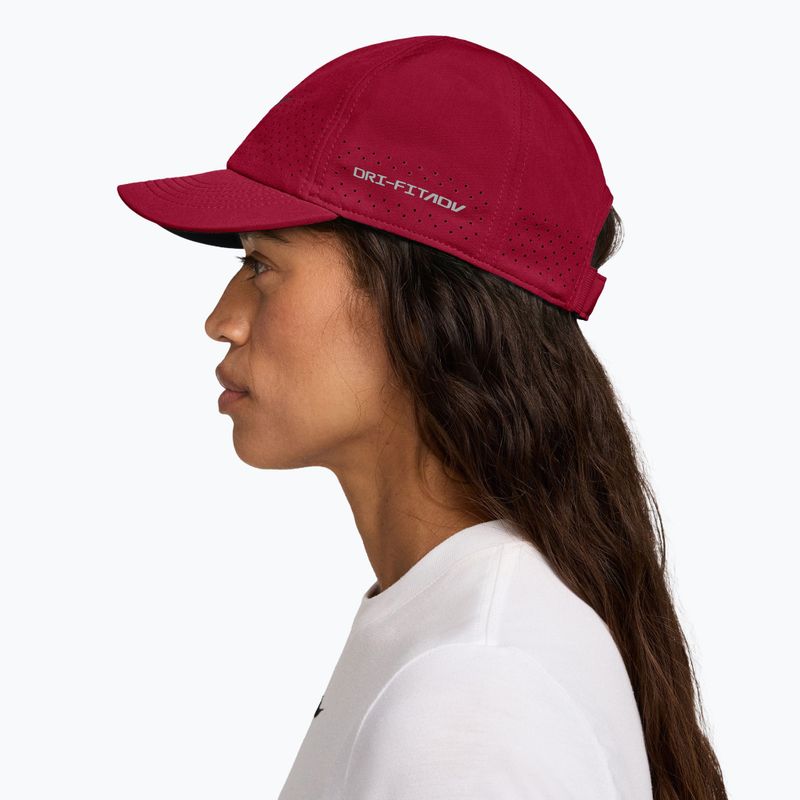 Basecap Nike Dri-FIT ADV Club team red/pale ivory 3
