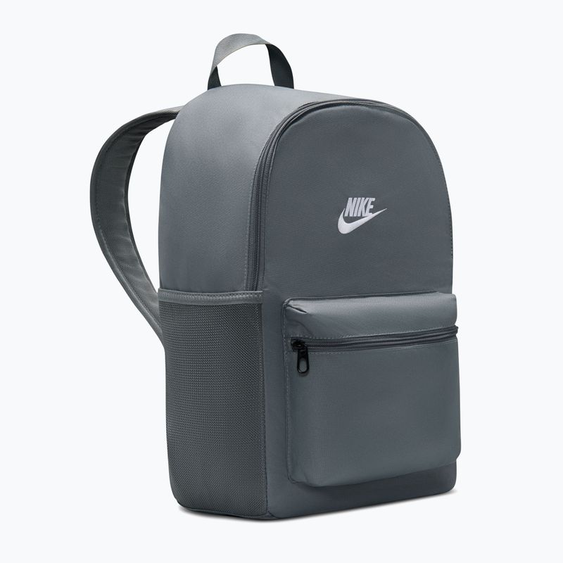 Cityrucksack Nike Heritage 23 l smoke grey/smoke grey/white 2