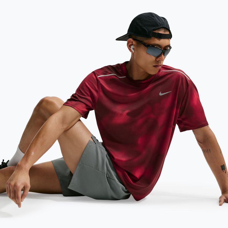 Herren-Laufshirt Nike Miler light crimson 4