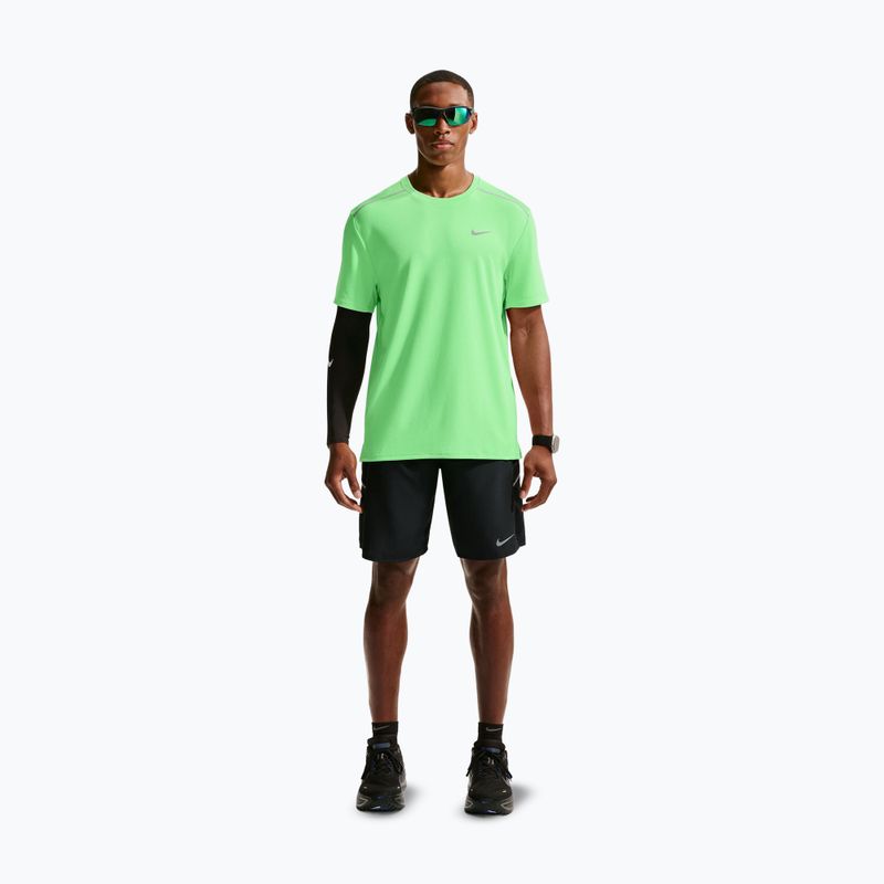 Herren-Laufshirt Nike Miler Dri-Fit UV illusion green 2