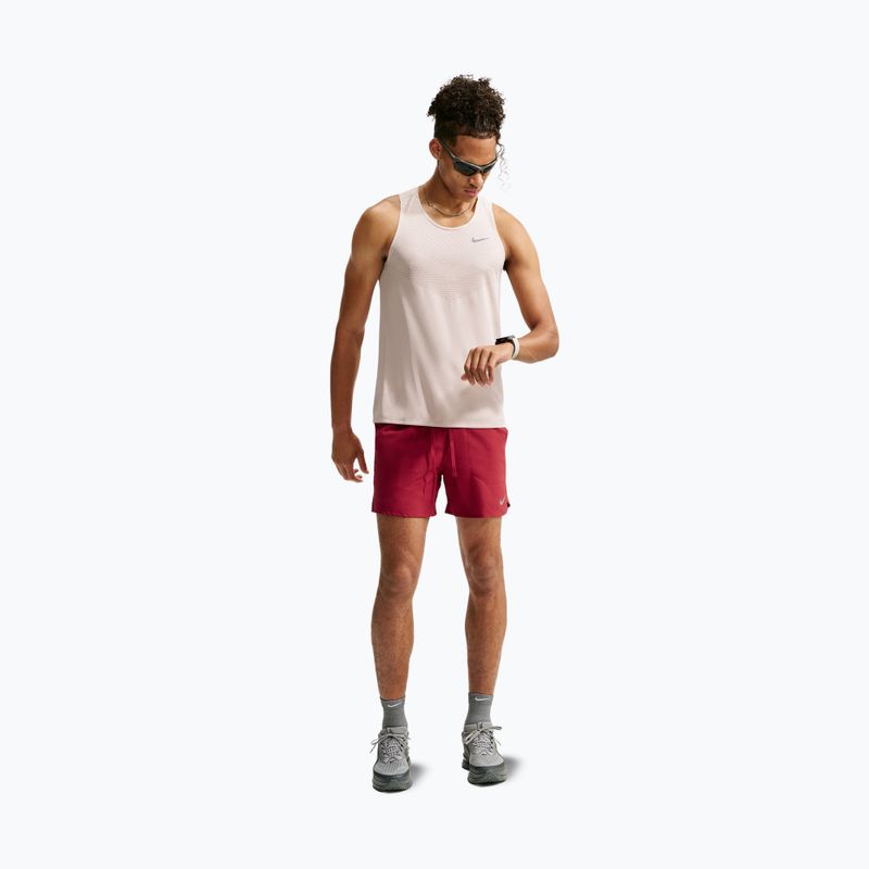 Herren-Shorts Nike Stride Dri-Fit mit Innenhose 5" tough red 2