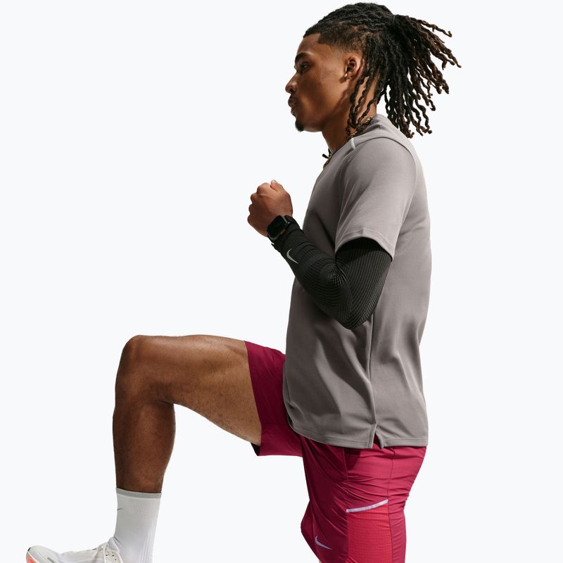 Herren-Laufshorts Nike Miler tough red/sport red 4
