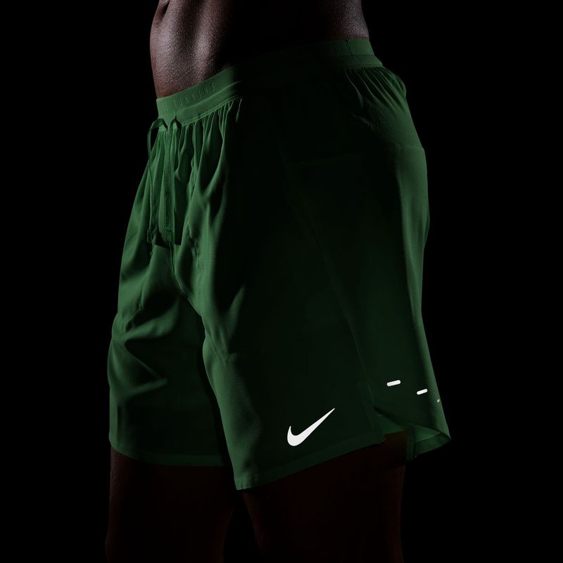 Herren-Laufshorts Nike Stride Dri-Fit 2in1 7" green spark 7