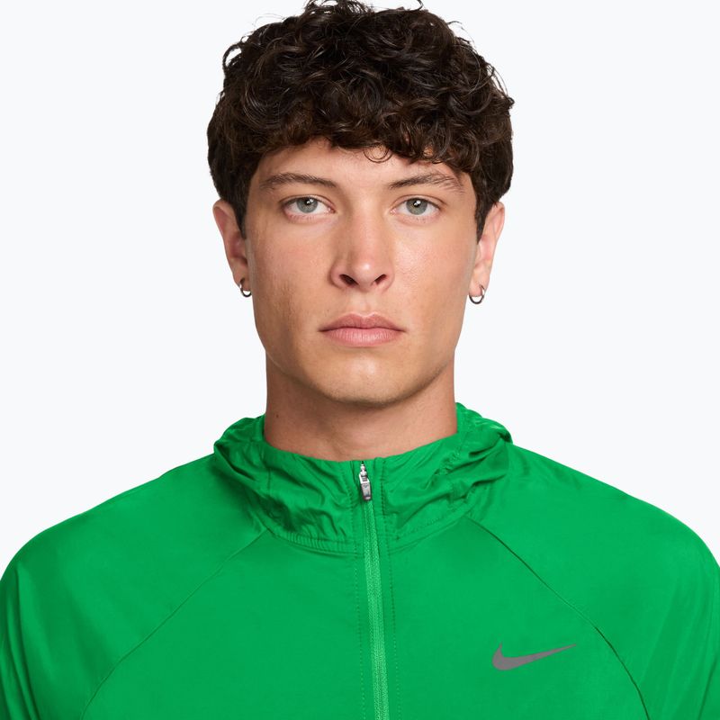 Laufjacke für Herren Nike Stride green spark 3