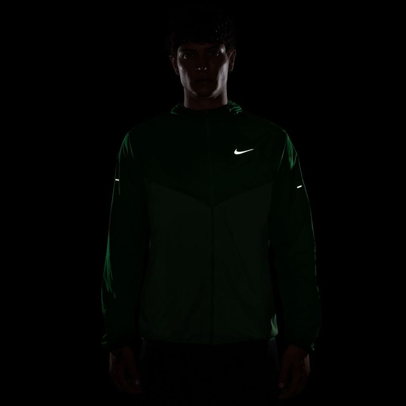 Laufjacke für Herren Nike Stride green spark 4