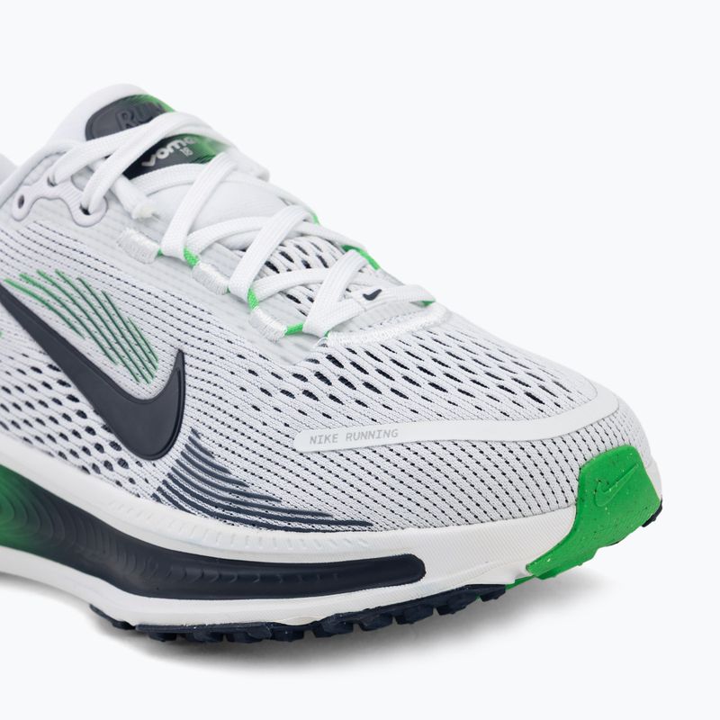 Nike Vomero 18 Laufschuhe weiß/grün spark/midnight navy 7
