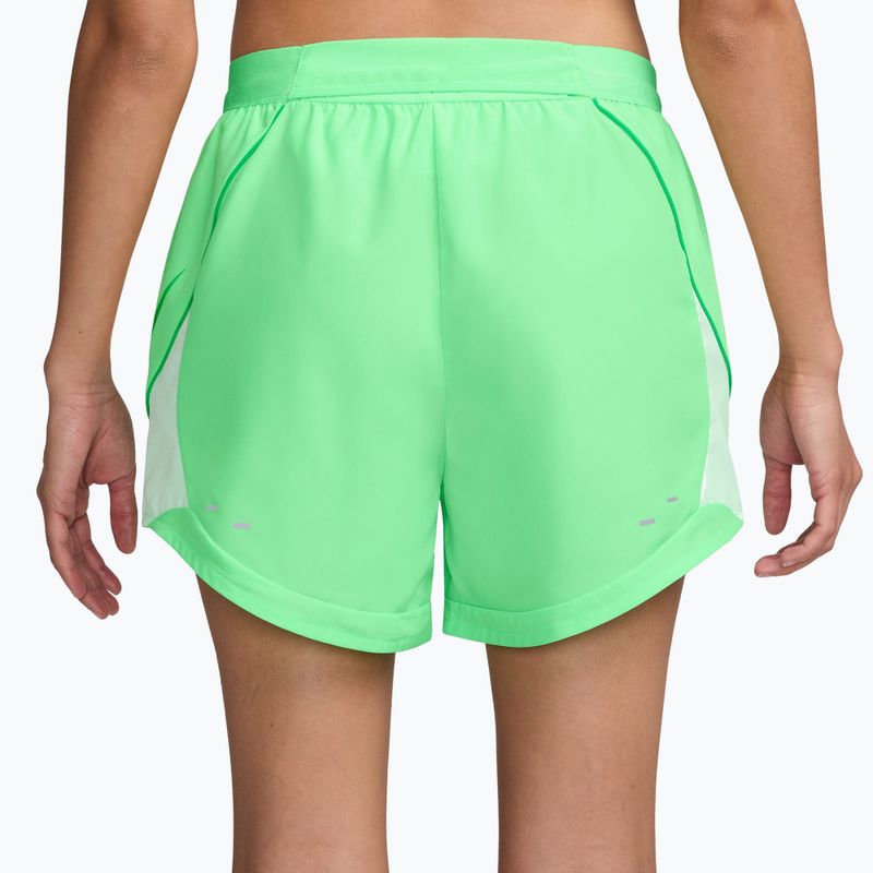 Damen-Laufshorts Nike Tempo Dri-Fit Unlined illusion green/barely green/green spark 2