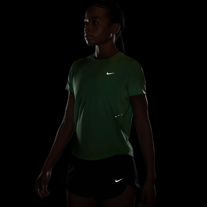 Damen-Laufshirt Nike Swift Dri-Fit illusion green 7