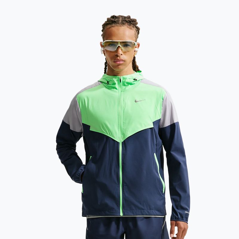 Laufjacke für Herren Nike Impossibly Light Windrunner midnight navy/illusion green/wolf grey