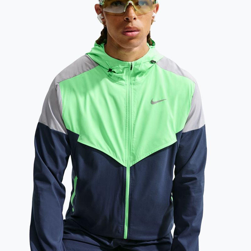 Laufjacke für Herren Nike Impossibly Light Windrunner midnight navy/illusion green/wolf grey 4