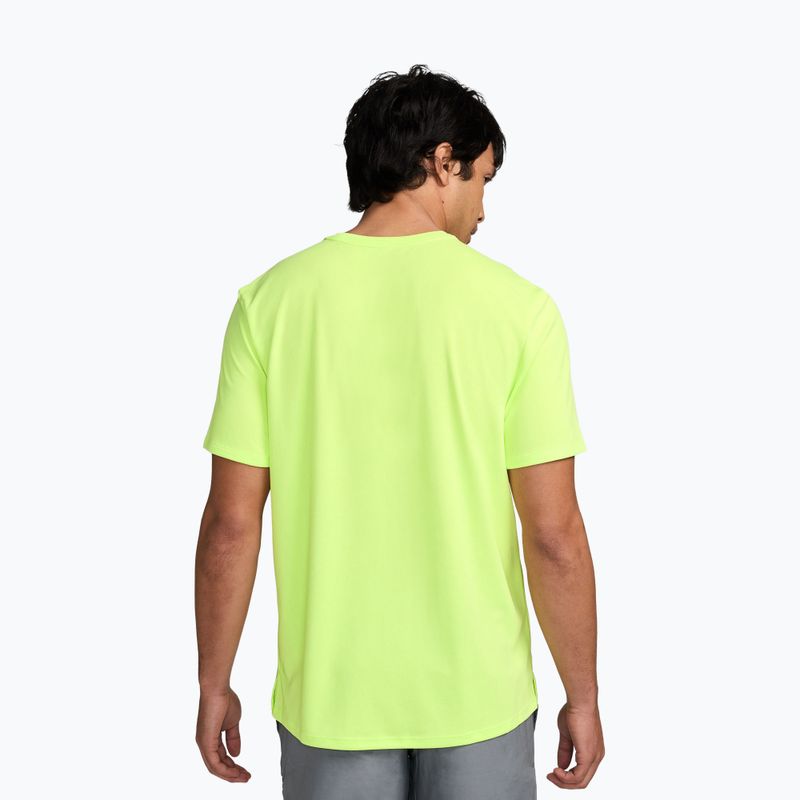 Herren-Laufshirt Nike Miler Dri-Fit UV light lemon twist 2