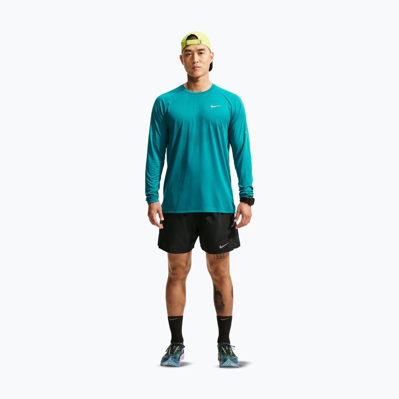 Lauf-Langarmshirt für Herren Nike Stride bright spruce 2