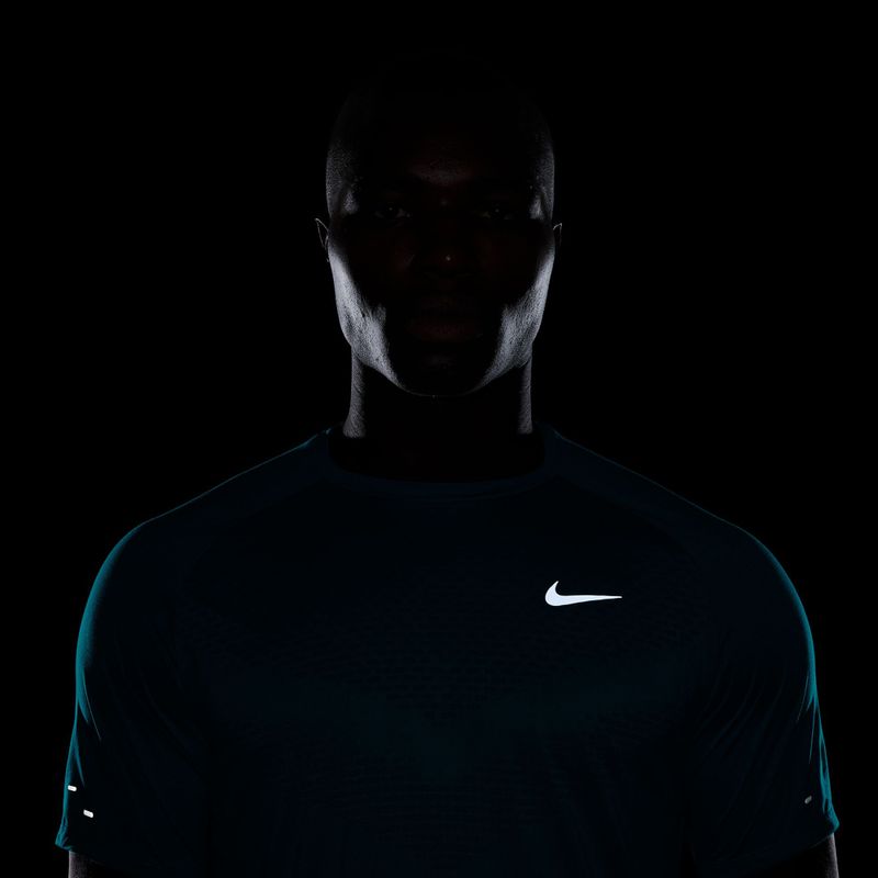 Herren-Laufshirt Nike Stride ADV bright spruce 4