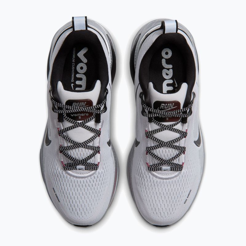 Laufschuhe für Damen Nike Vomero 18 vast grey/metallic silver/black 3