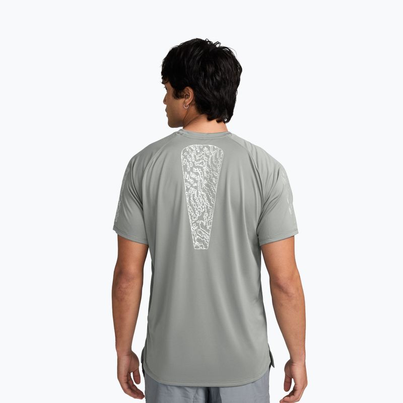 Herren-Laufshirt Nike Stride grey fog 2