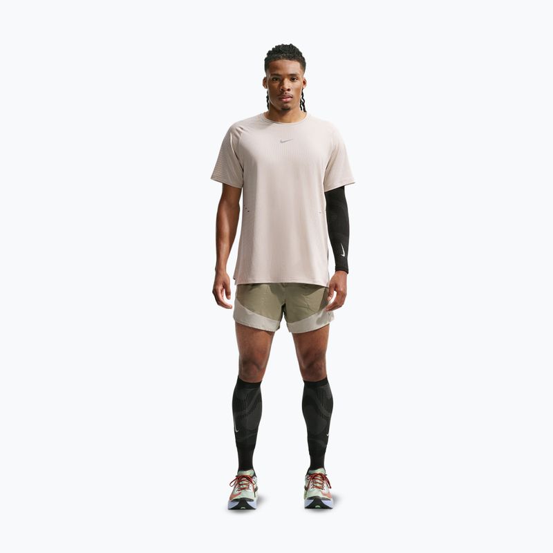 Herren-Laufshirt Nike Stride cream Ii/sail 2