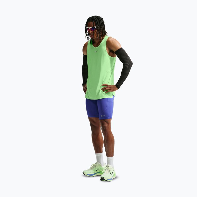 Herren-Laufshirt Nike Stride volt/light silver 2