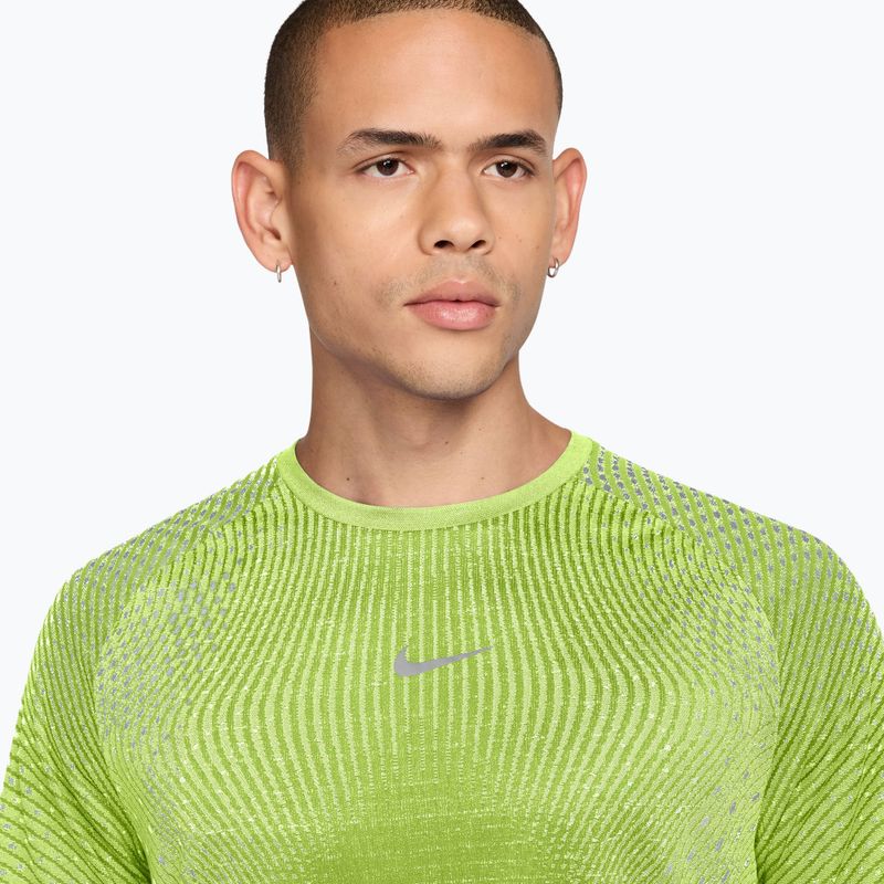 Herren-Laufshirt Nike Stride Aero-FIT light lemon twist 3