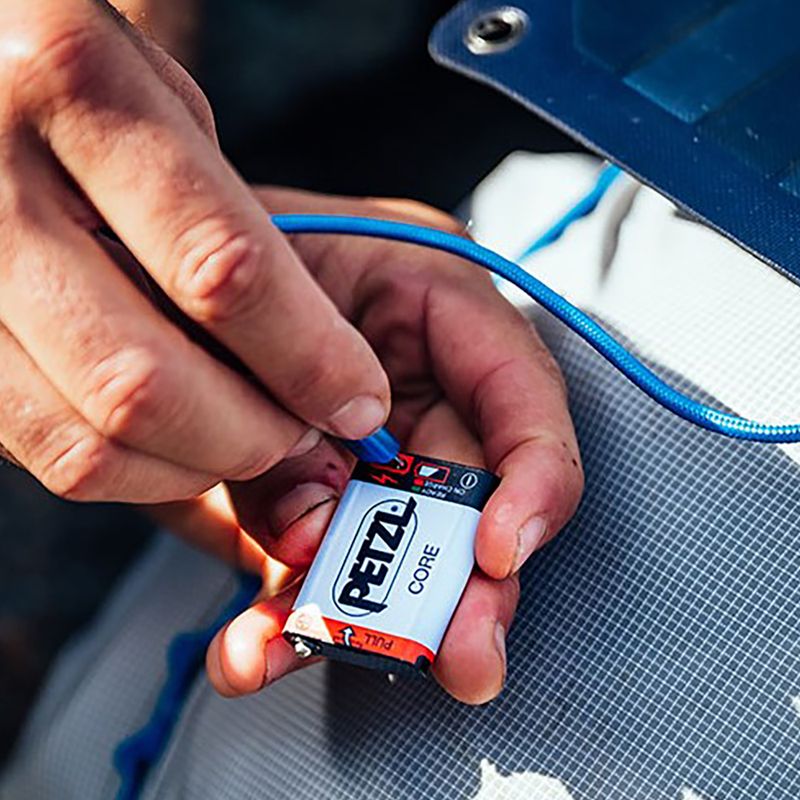 Petzl Actik Core Kopftaschenlampe grün E065AA02 7