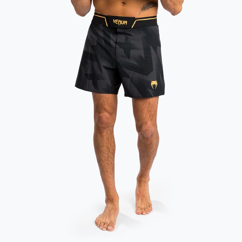 Venum Razor Fight Herren Trainingsshorts schwarz/gold