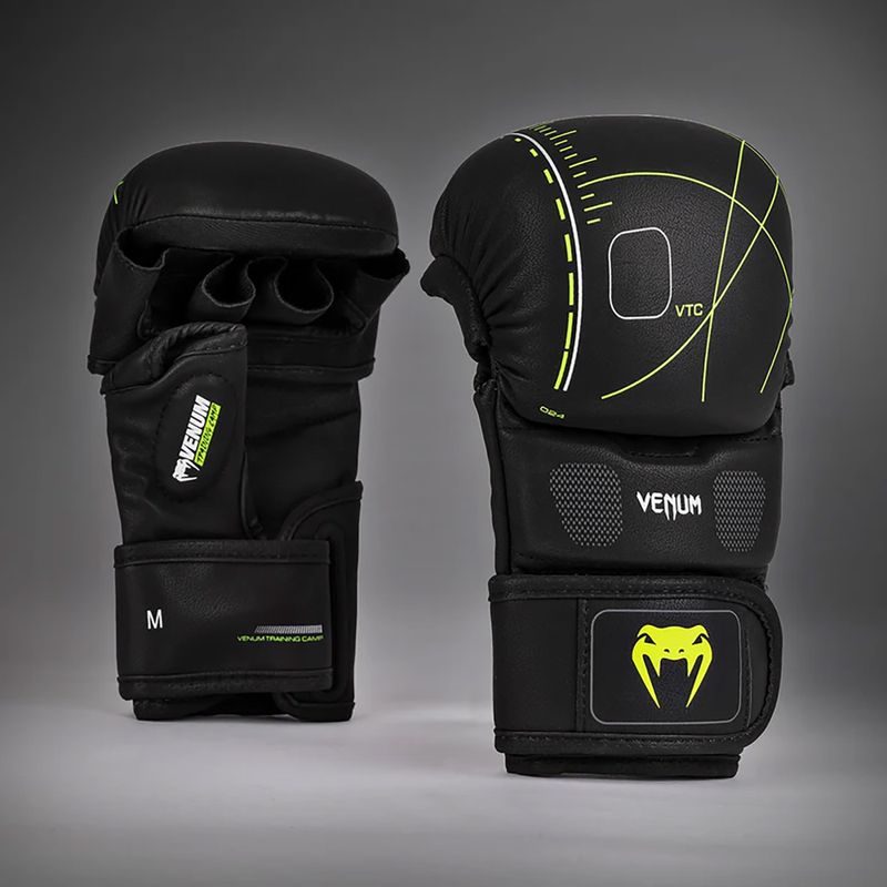 Venum Training Camp 4.0 schwarz/neo grün Sparring Handschuhe 2