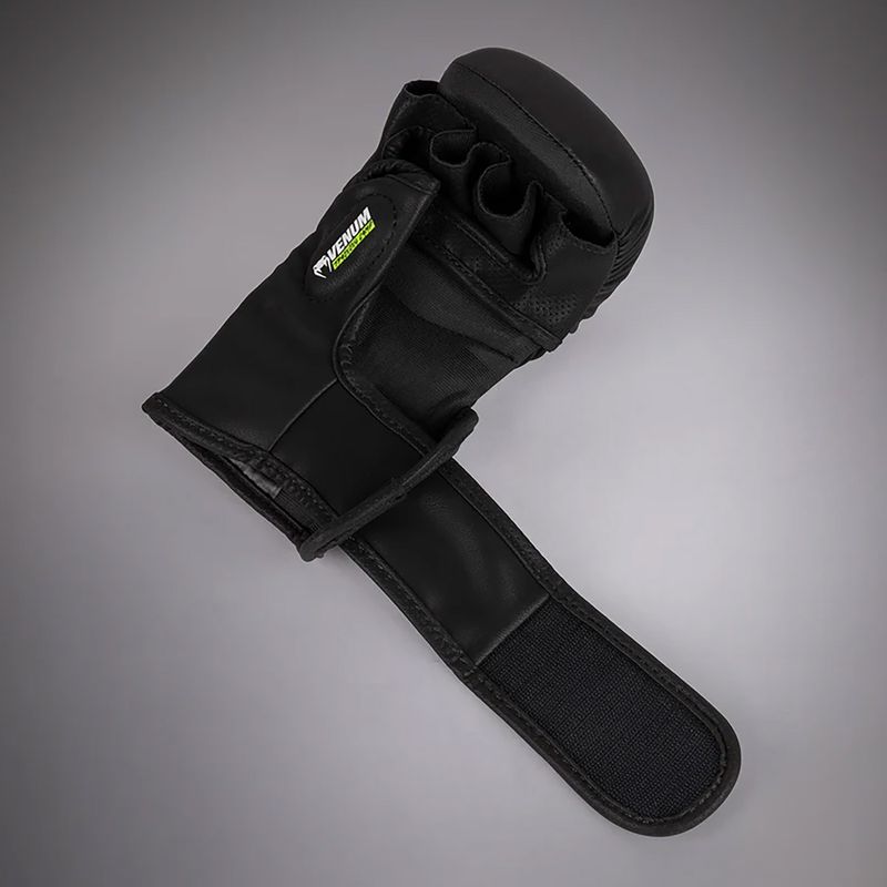 Venum Training Camp 4.0 schwarz/neo grün Sparring Handschuhe 3