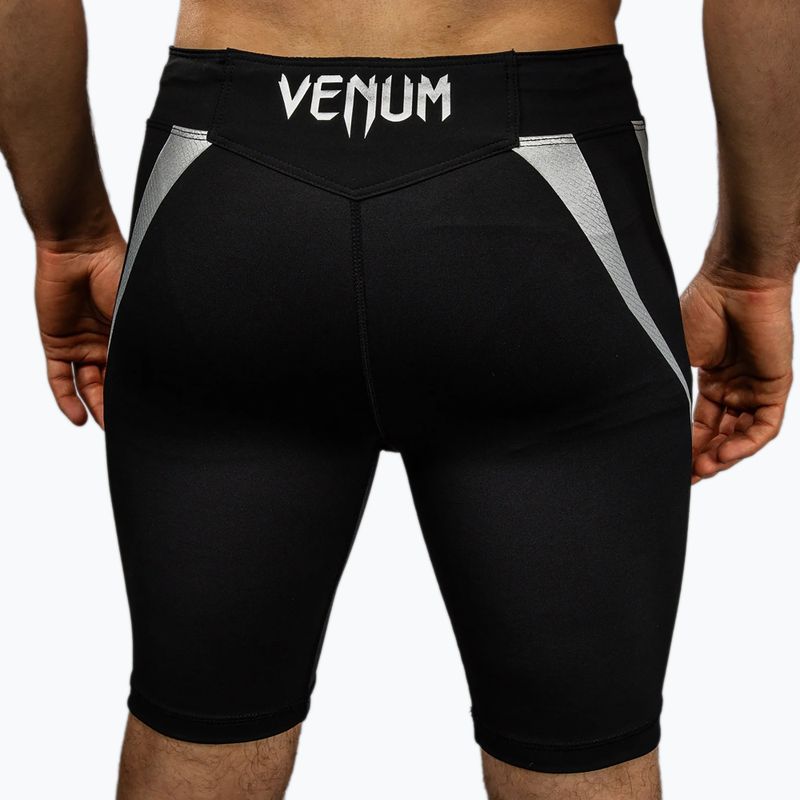 Herren-Trainingsshorts Venum X WOW FC Vale Tudo schwarz/silbergrau 6