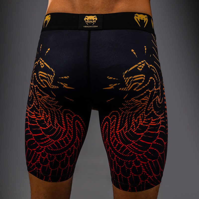 Herren Trainingsshorts Venum Quetzal Fury Vale Tudo black/fury red/tangerine 5
