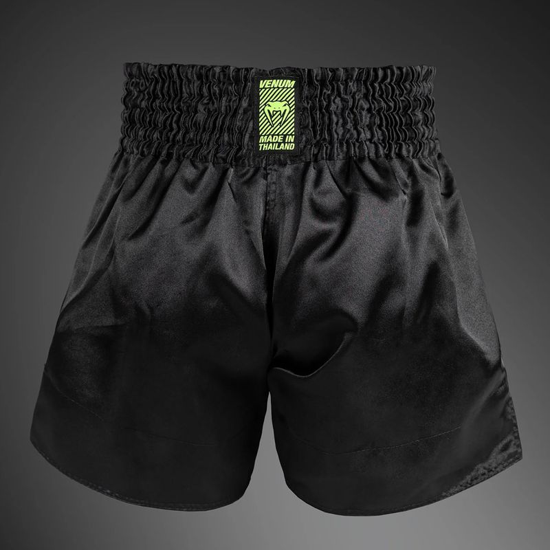 Herren Trainingsshorts Venum Classic Evo Muay Thai black/neon yellow 2