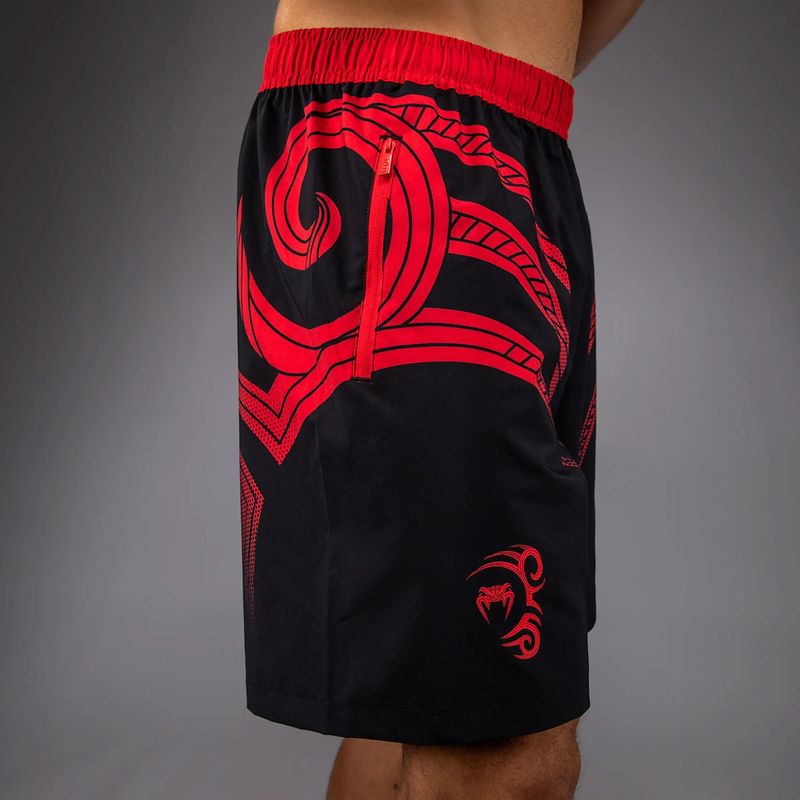 Herren Trainingsshorts Venum x Mike Tyson Tiger Training deep black/intense red 5
