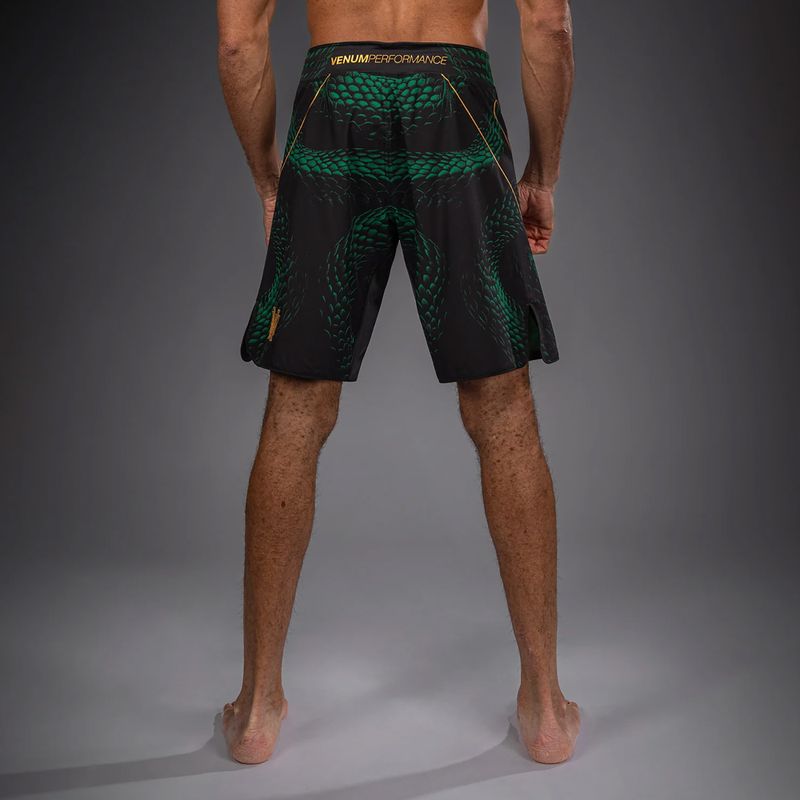 Herren-Trainingsshorts Venum Matupa Fightshorts black/green/gold 3