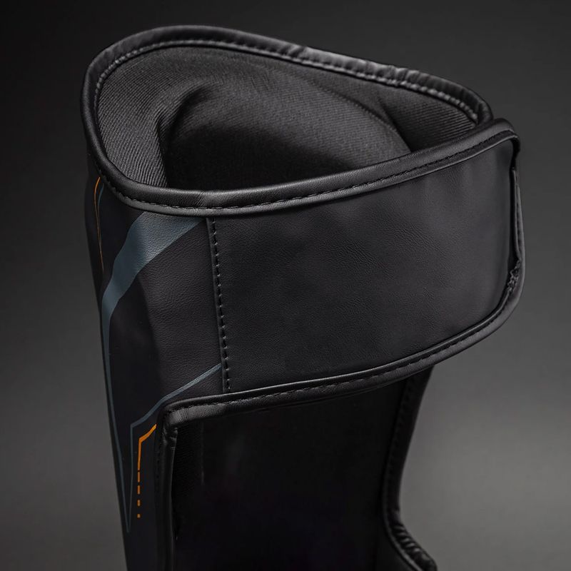 Schienbein- und Fußschützer Venum Streamline Shin black/gold 4