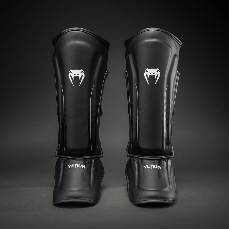Schienbein- und Fußschützer Venum Stealth Shin black/white 2