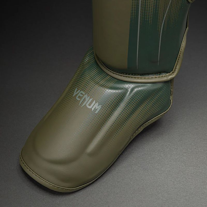 Schienbein- und Fußschützer Venum Stealth Shin khaki/dark green 3