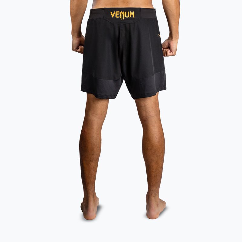 Herren-Trainingsshorts Venum G-Core Fight black/gold 3