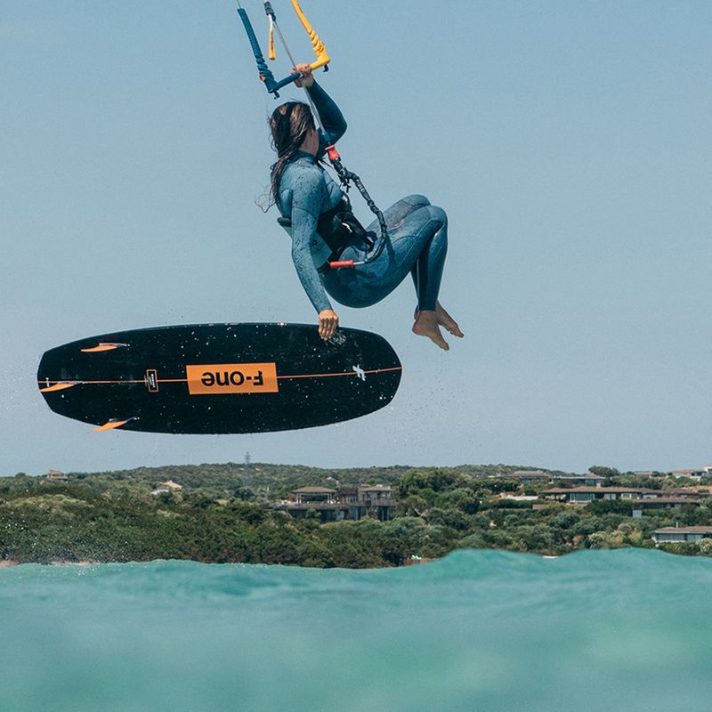 F-ONE Magnet Carbon Kitesurfing Board schwarz 77214-0501 2
