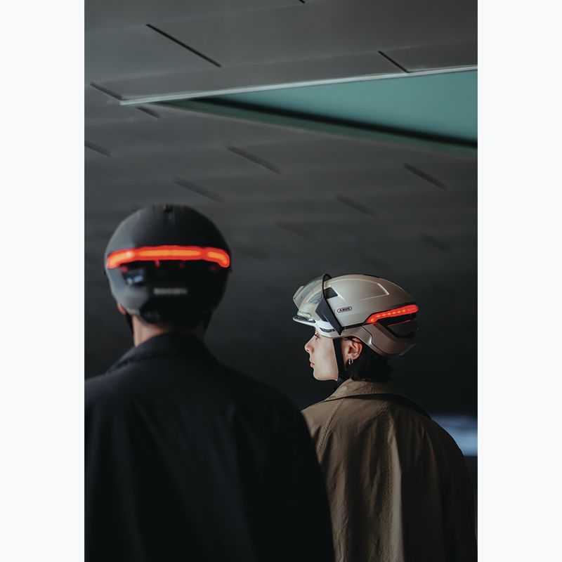 Fahrradhelm mit Blinkern ABUS Hyp-E champagne gold 8