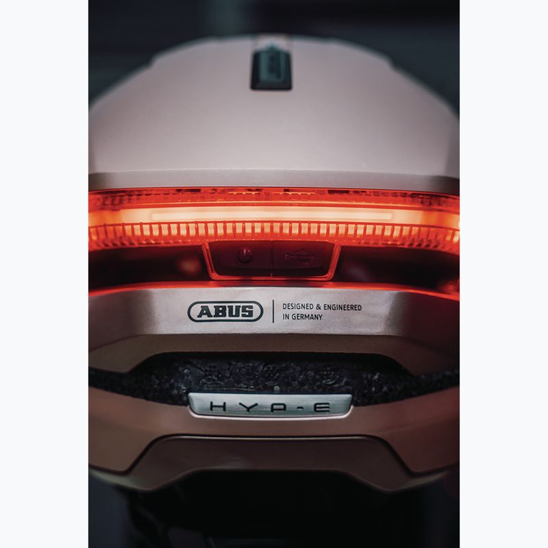 Fahrradhelm mit Blinker ABUS Hyp-E champagne gold 9