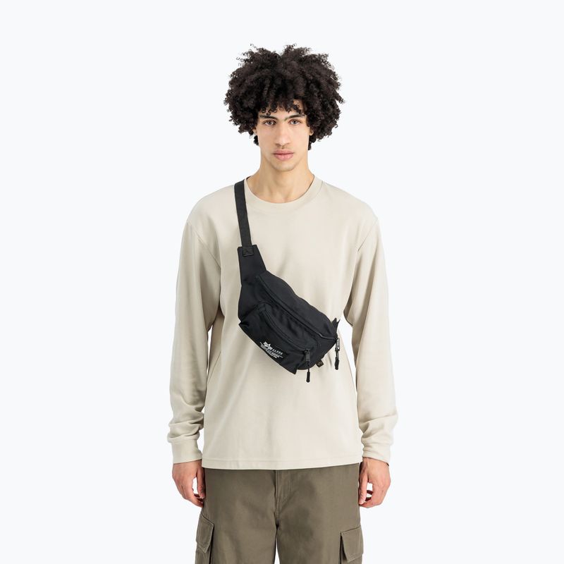 Alpha Industries Big Waist Nierentasche schwarz 4