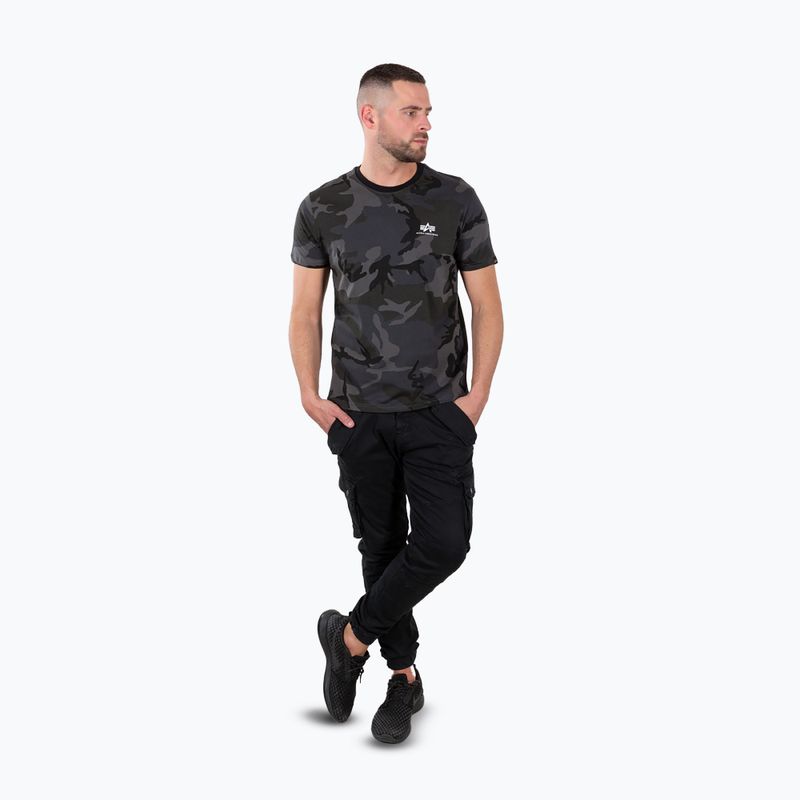 Herren Alpha Industries Basic Klein Logo Camo Schwarz T-Shirt 2