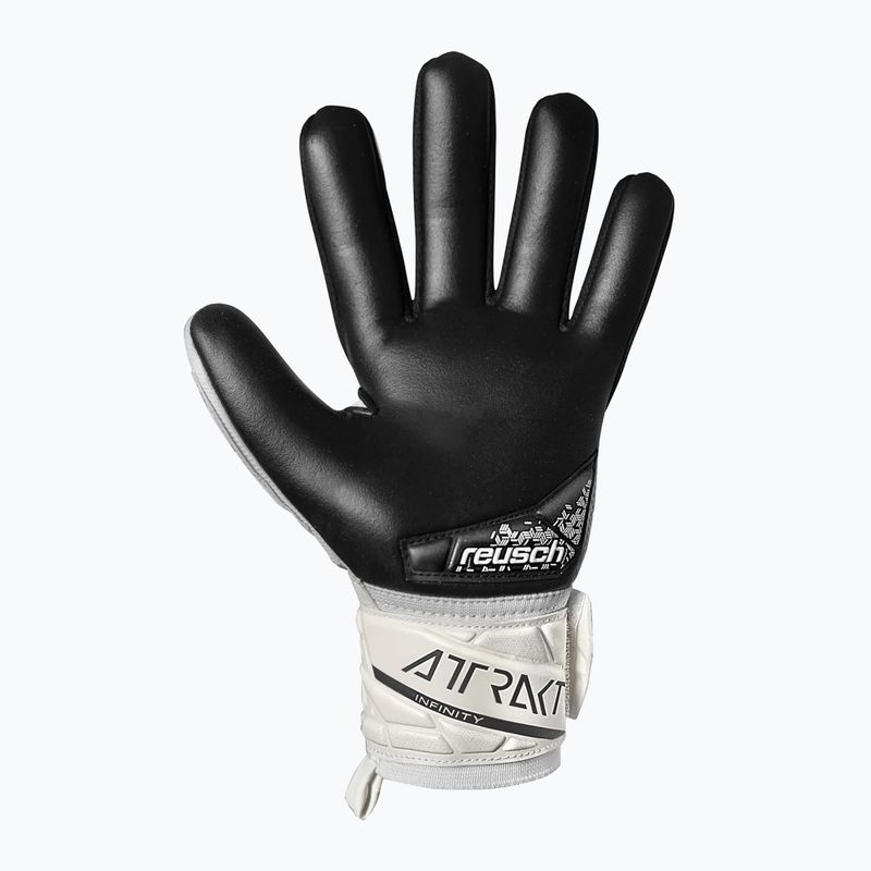 Reusch Attrakt Infinity NC Torwarthandschuh weiß/schwarz 3