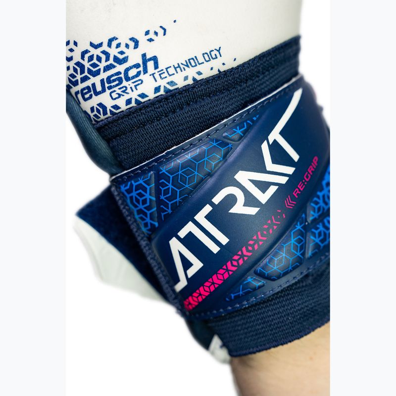 Torwarthandschuhe Reusch Attrakt RE:GRIP blue/pink/white 8